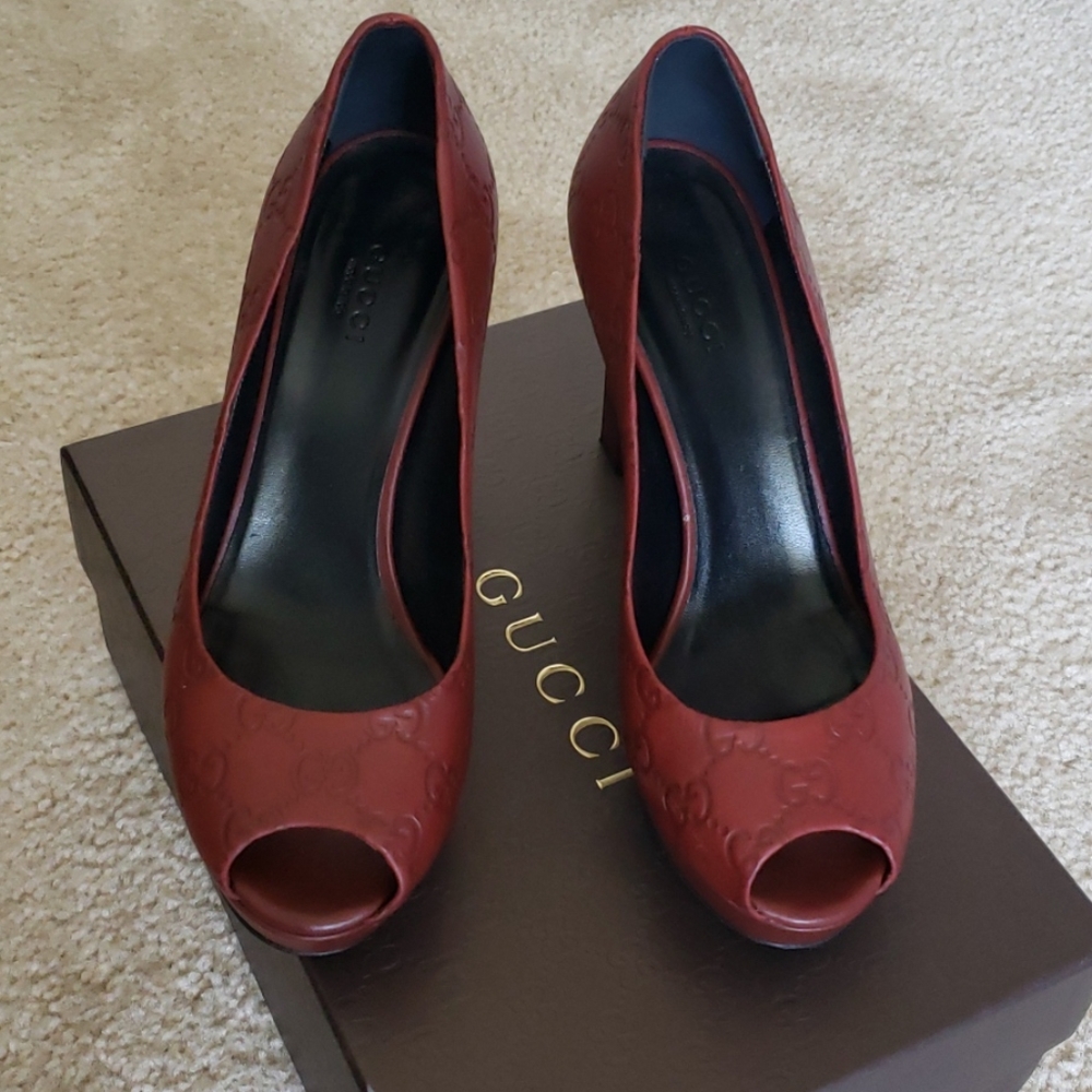 Gucci Heels